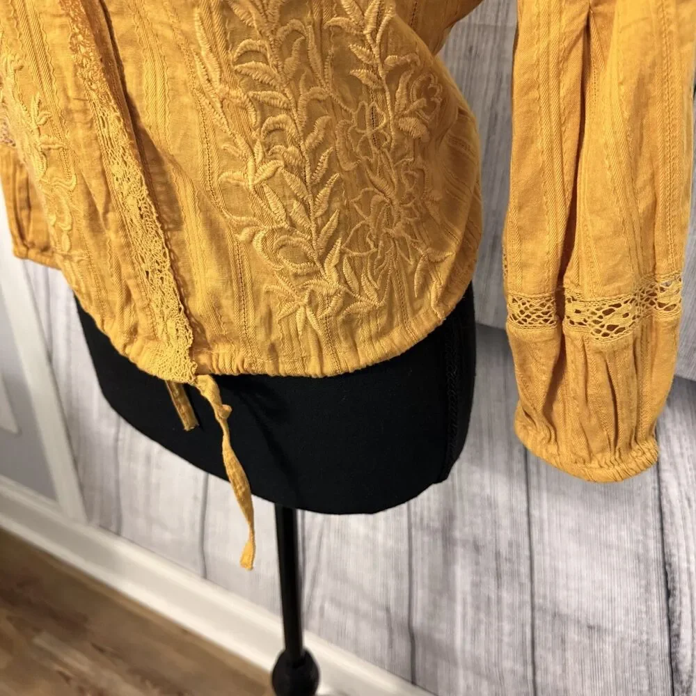Free People Women's Medium Follow Your Heat Gold Floral Embroidered Crop Top